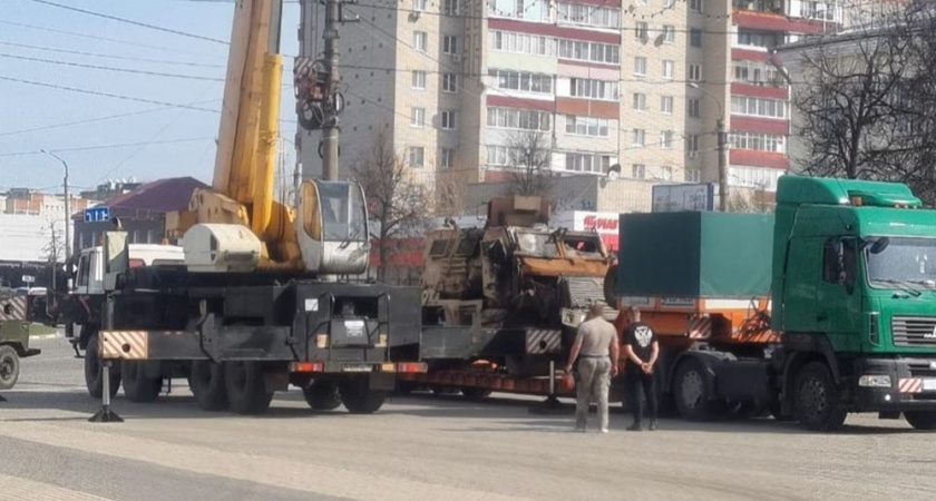 В Ковров прибыли 2 образца военной техники из подмосковного парка "Патриот"
