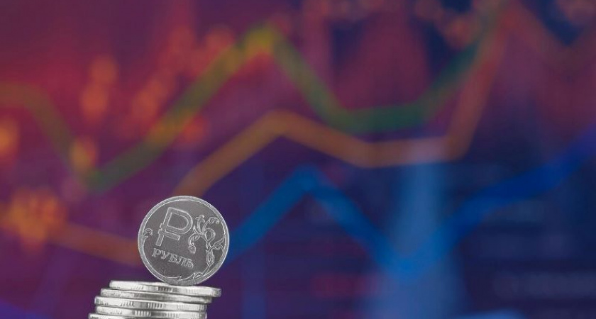 Эксперты ожидают ослабление рубля до 100 за доллар