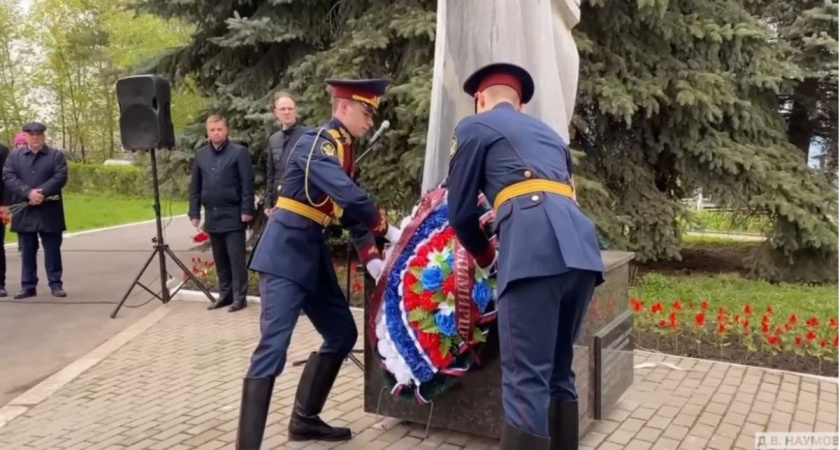 В Ильинском сквере Владимира почтили память жертв аварии на Чернобыльской АЭС