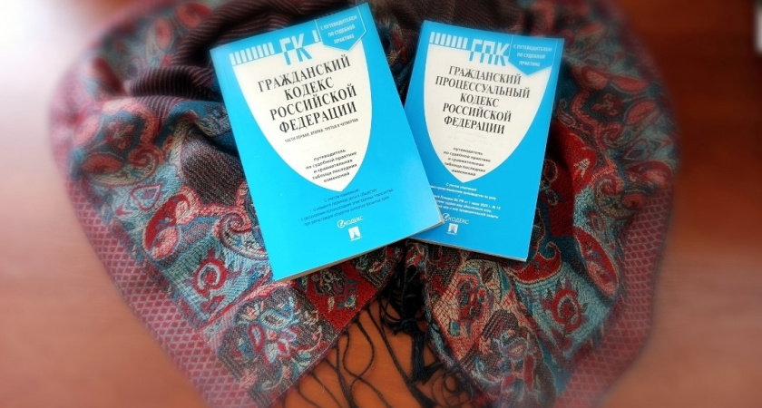 Гусь-Хрустальным городским судом удовлетворен иск о взыскании компенсации за подделку платков