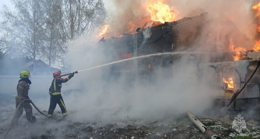 На пожаре в Камешковском районе Владимирской области пострадал человек
