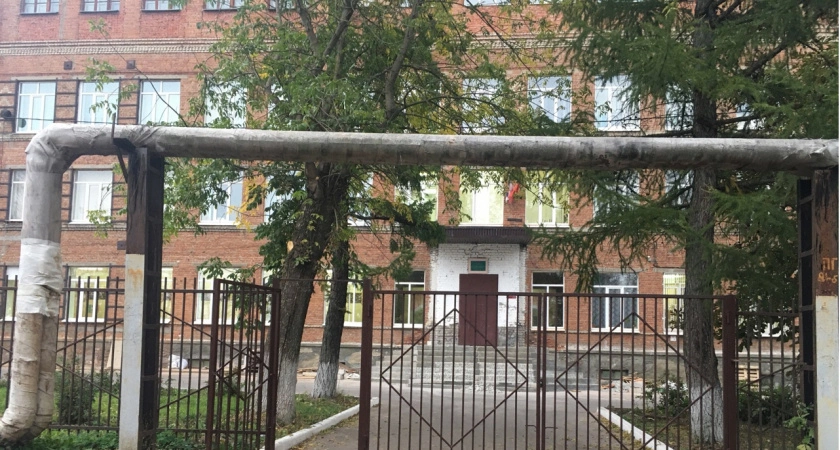 Фото к статье: В Суздальском районе нашли нарушения в оснащении школ современным оборудованием