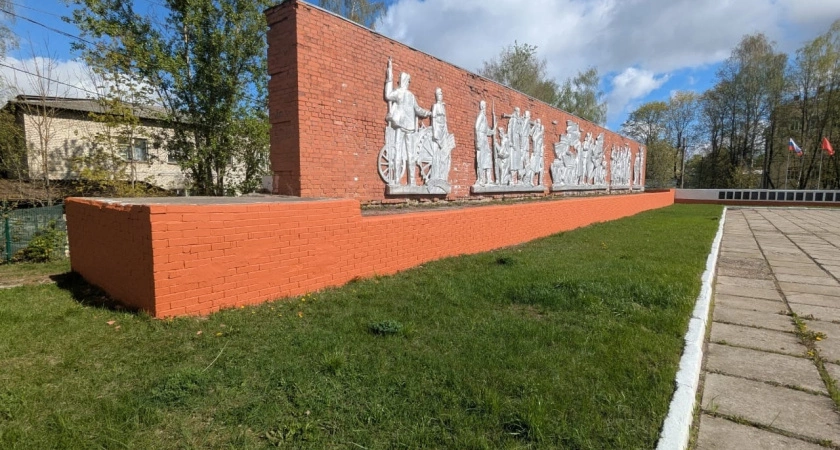 Фото к статье: В Киржаче по решению суда проведут благоустройство тротуаров в микрорайоне Шелковый комбинат