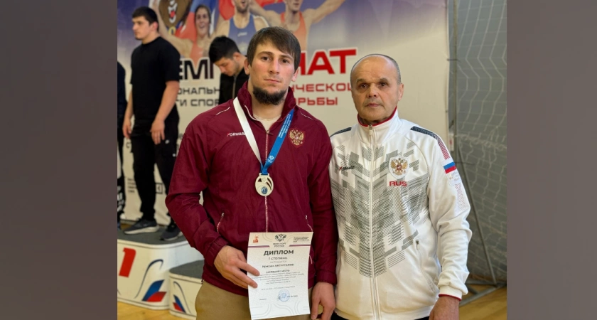 Фото к статье: Владимирский борец стал победителем чемпионата Национальной студенческой лиги
