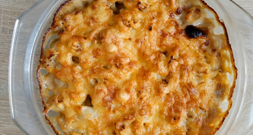 Готовлю запеканку "Жюльен", и вся семья в восторге: быстрый рецепт идеального ужина - сметут за 2 минуты