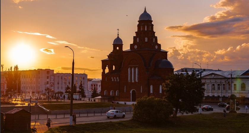 Тепловая волна накроет Центральную Россию: Гидрометцентр предупреждает об аномальной жаре