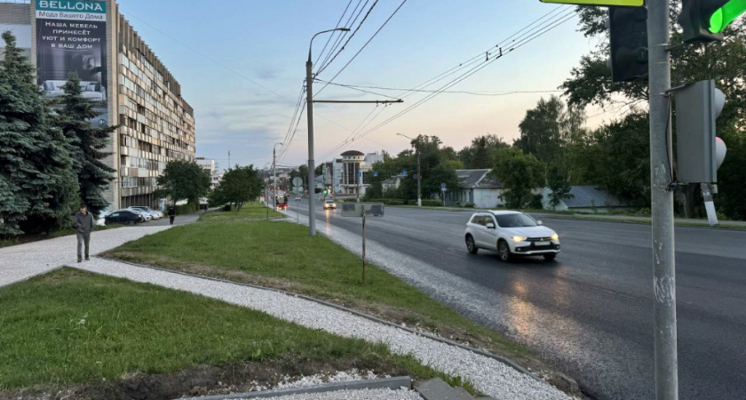 Во Владимире обновляют дорогу на улице Добросельской