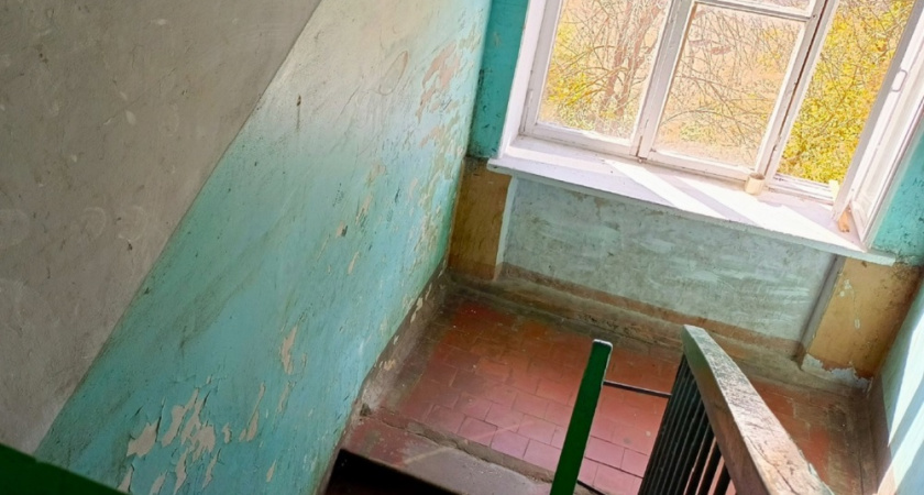 В Собинке после вмешательства прокуратуры отремонтировали подъезд в одном из домов