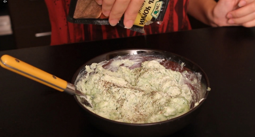 Готовлю летний хит, и все домочадцы в восторге: рецепт легкого паштета из огурцов для бутербродов и не только