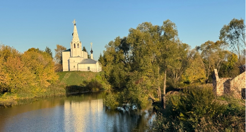 Суздаль занял 2 место в рейтинге самых дорогих мест для отдыха России
