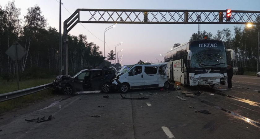 Прокуратура взяла на контроль расследование смертельного ДТП с автобусом в Вязниковском районе