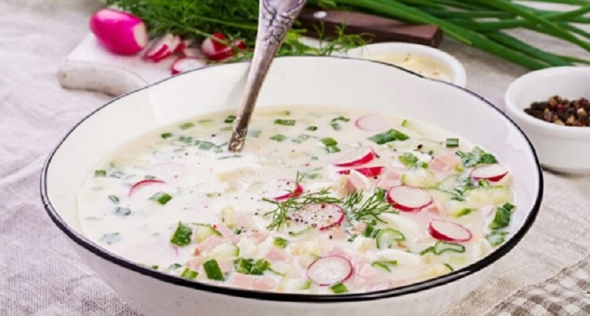 Это не кефир и не квас: вот что добавляют в окрошку в деревне - вкус будет с яркой кислинкой