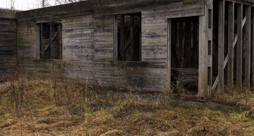 Суд в Коврове рассмотрит иск о сносе аварийных гаражей и хозпостроек