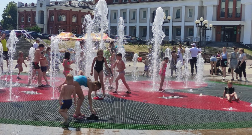 Фото к статье: Гидрометцентр предупреждает: в этих областях температура подскочит до +38°С - новый прогноз на июль