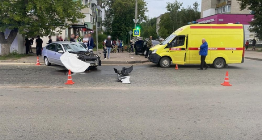 В столкновении двух легковушек в Коврове пострадали три человека 