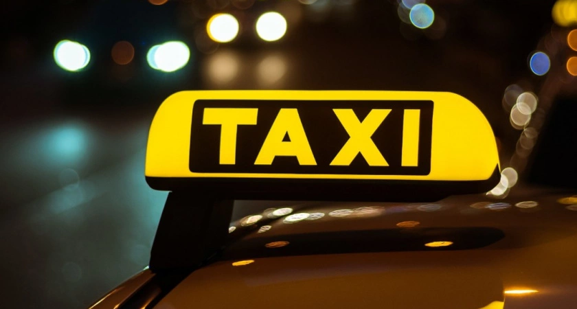 Фото к статье: В Коврове из-за аномальной жары подскочили цены на такси 