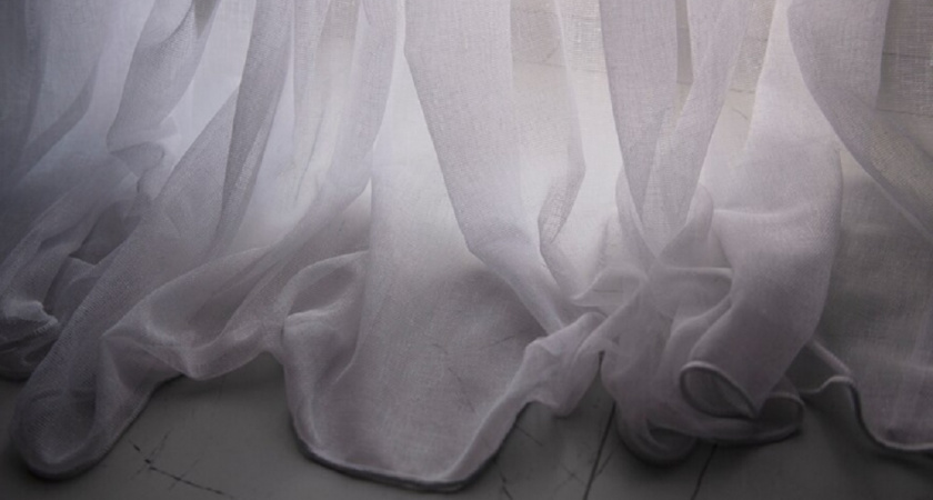 Замочила на ночь в этом растворе - а утром не узнала старый бабушкин тюль: будет белее, чем фата невесты 