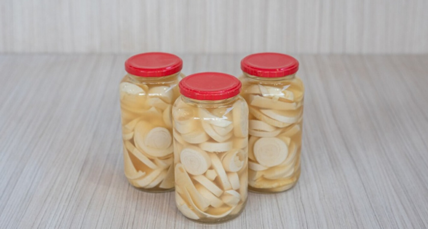 Кабачки как "грибочки": заготовка, которую сметают со стола в две секунды - не доживает до Нового года, хоть 40 банок закатывай