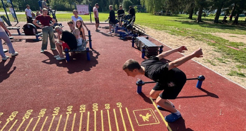 В лагере «Дубки» Кольчугинского района открыли новую спортивную площадку