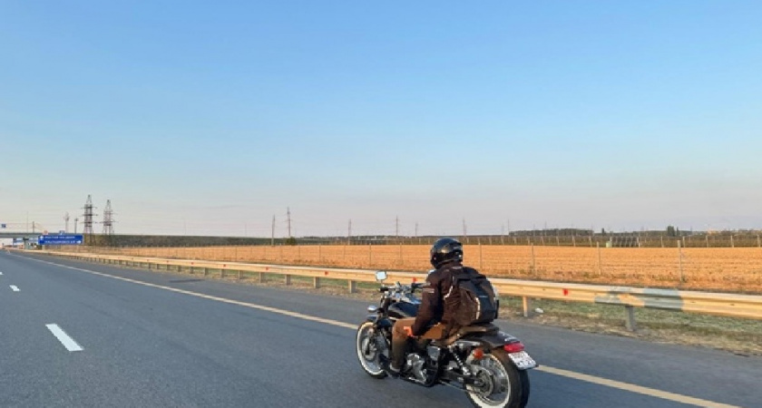 Пьяный мотоциклист из Гороховца пытался скрыться от полиции и упал с пассажиром