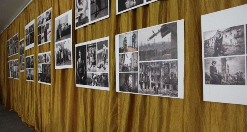 Пронзительная фотовыставка о подвиге и памяти