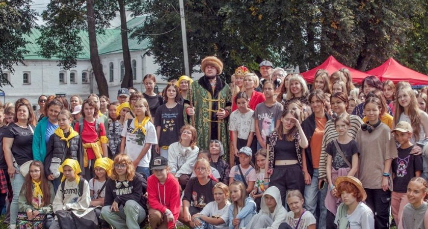 400 юных художников соберутся на Межнациональном пленэре во Владимирской области