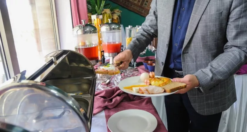 Турция может отказаться от системы "шведских столов": что ждет российских туристов?