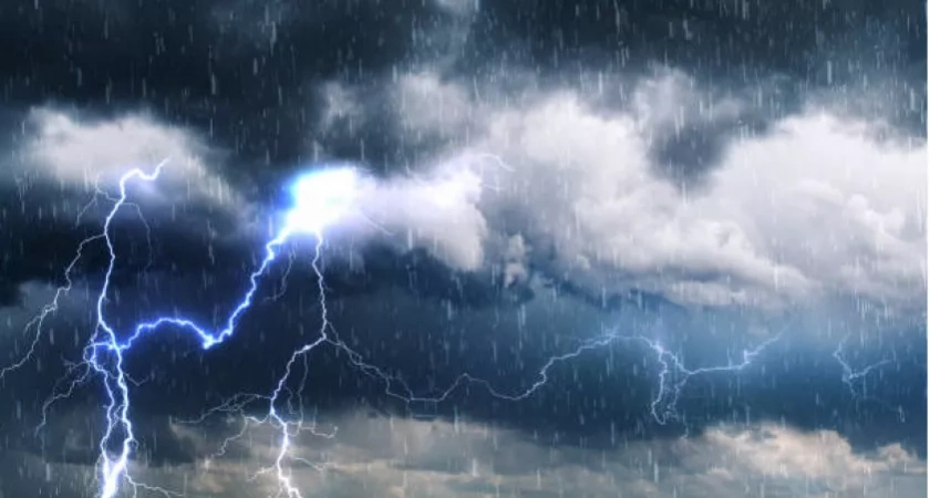 Владимирцев предупредили о грозе с ливнем