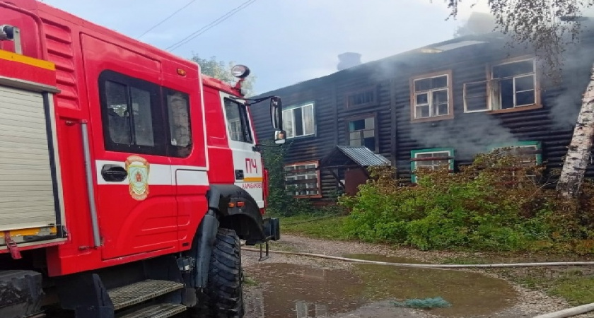 Пустующий многоквартирный дом сгорел в Киржаче