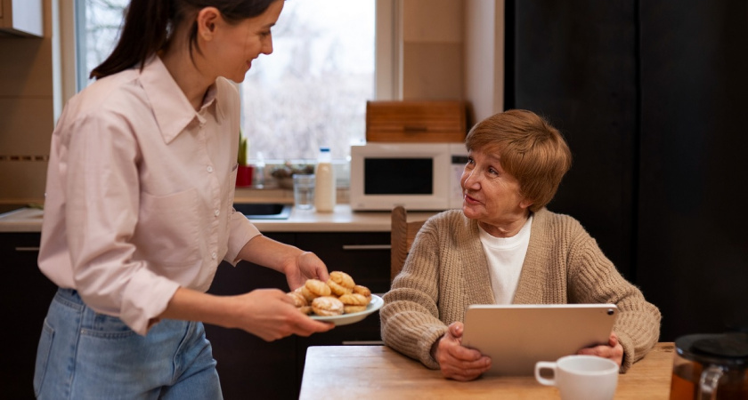 Неожиданный совет от Льва Толстого: как помогать другим, не делая хуже?
