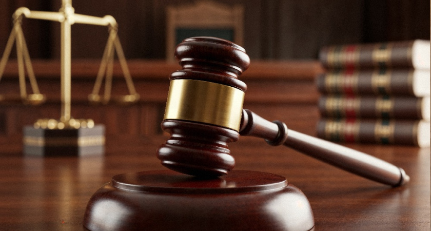 Ковровская чиновница незаконно сняла арест с имущества родственника