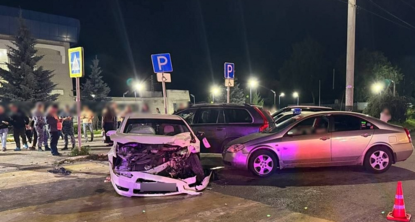 В массовом ДТП в центре Коврова пострадали 3 человека и 4 машины