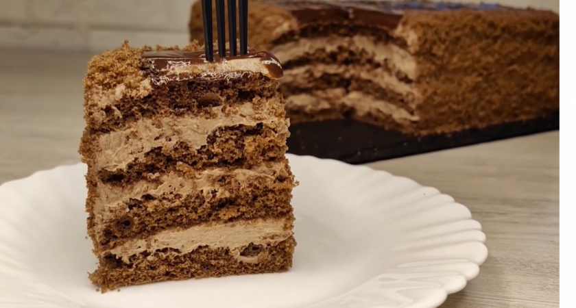 Невероятно вкусный шоколадный торт за 30 минут: простой рецепт без мучительных взбиваний