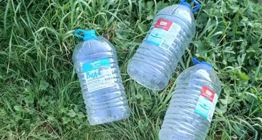 Не выбрасывайте 5-литровые бутылки: простой способ превратить мусор в полезную вещь за 15 минут