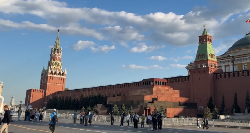 Не "на районе", а "в районе": какие слова сразу выдают в Москве приезжего - раскрывают жители столицы