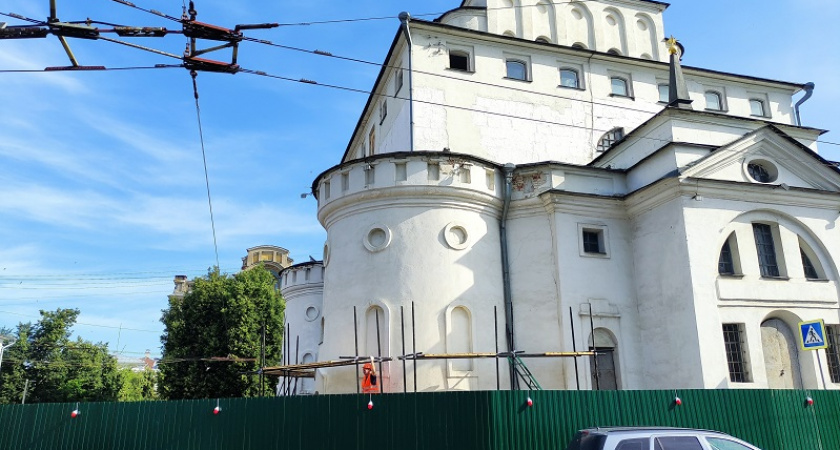 Во время реставрации Золотых ворота во Владимире обнаружили неизвестные ранее фрески