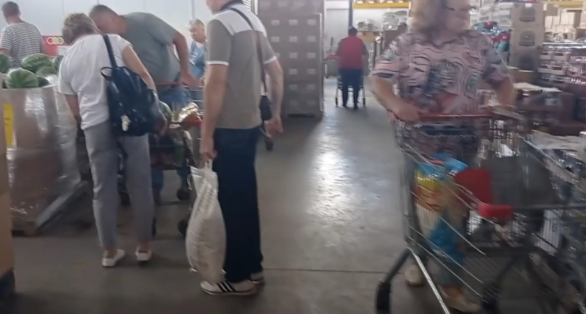 Что купить в "Светофоре", чтобы сэкономить и остаться довольным: честный обзор постоянного покупателя