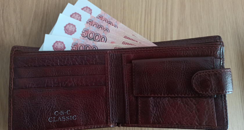 Владимирский пенсионер остался без средств на жизнь после ареста счетов