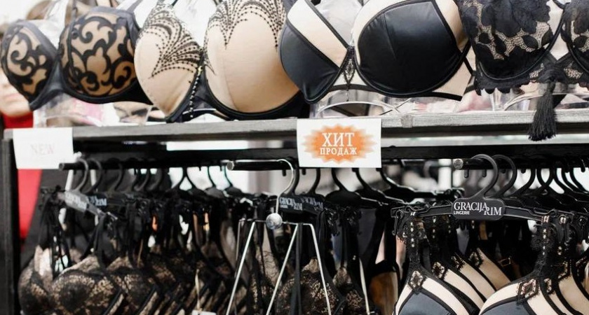 Новый тренд владимирских модниц: бюстгальтеры без пуш-апа и полное их отсутствие 