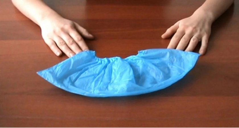 Подруга покупает пачками бахилы. Когда узнала для чего, стала закупать сама - 6 необычных способов применения