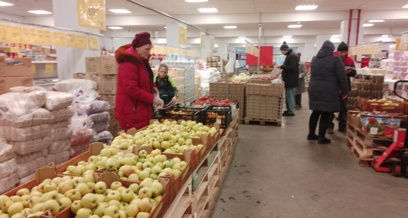 "Светофор" очень даже хороший магазин, если уметь выбирать: 7 продуктов, которые выгодно покупать именно здесь - рейтинг россиянки