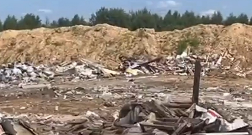 В Ковровском районе местные жители задыхаются от гигантской свалки