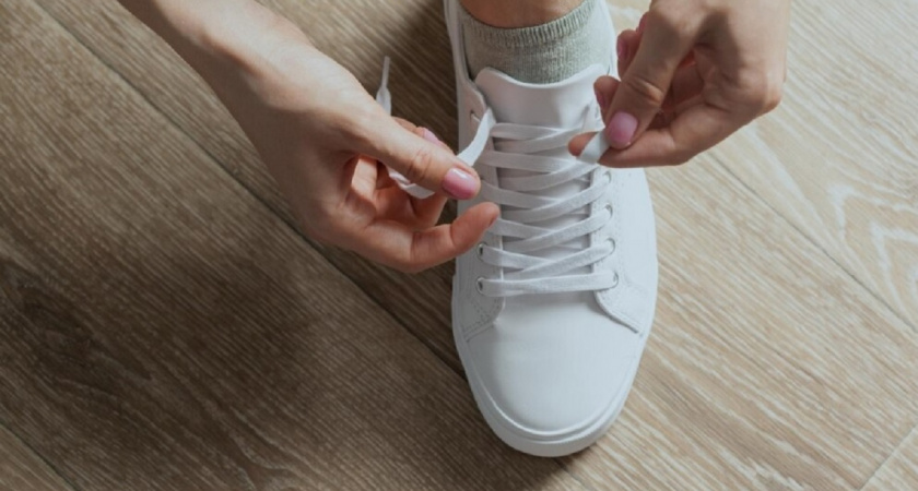 Весь день в обуви, а запаха нет: 3 рабочих способа освежить ботинки и кроссовки осенью