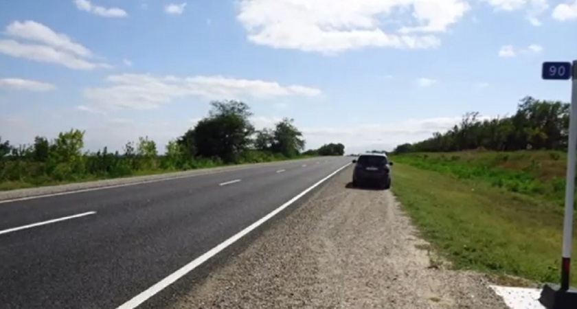 Оштрафуют или нет? Когда можно пересекать сплошную линию на обочине – важная памятка для водителей