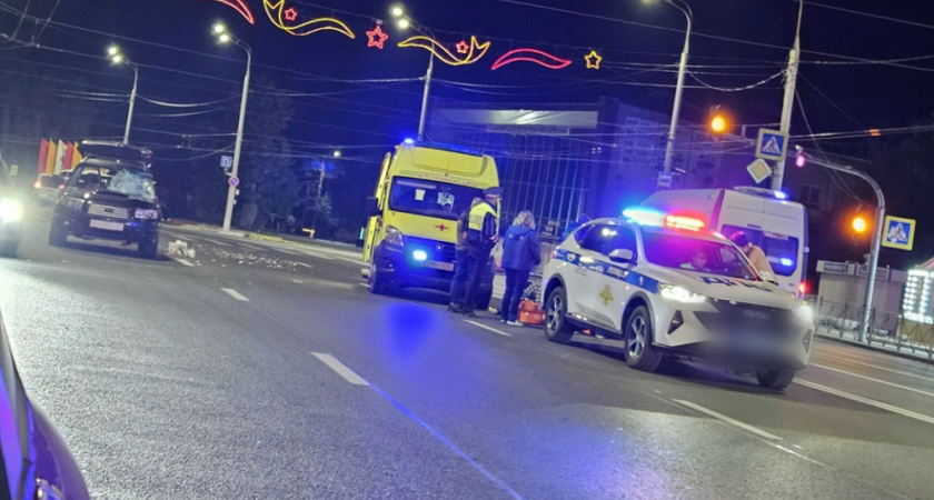 Во Владимире внедорожник сбил женщину на переходе у "Зари"