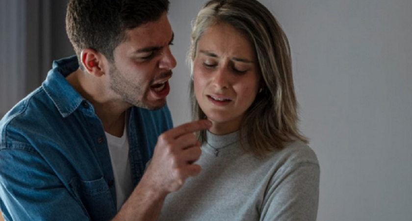 7 фраз, которые выдают недалёкого человека: услышали - прекращайте разговор