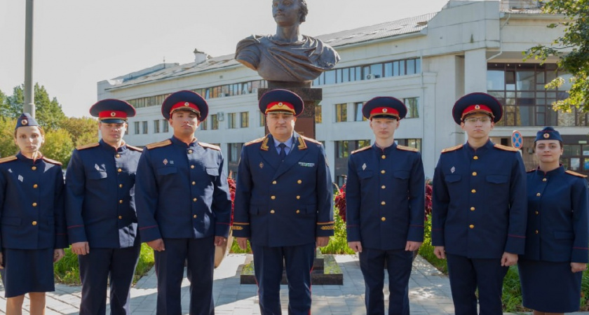 Шесть новых следователей начали службу во Владимире