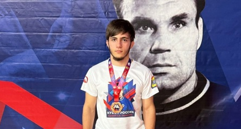Владимирский борец стал призером федерального турнира среди юношей