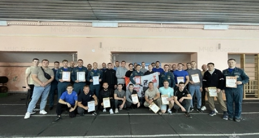Муромские спасатели стали сильнейшими в гиревом спорте на Спартакиаде МЧС