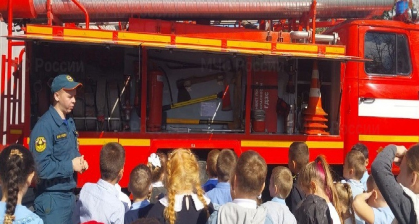 Школьники Владимирской области побывали в гостях у гусевских пожарных